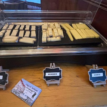 Hotel Terminus - Pizzeria Pizz'A Gogo - Salle De Sport - Face A La Gare Lons-le-Saunier Exteriér fotografie
